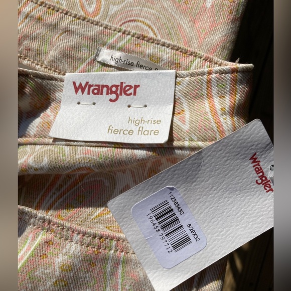 Wrangler High Rise Fierce Flare Paisley Colorful Print Cotton Jeans Size 8 29/32 - Picture 11 of 16